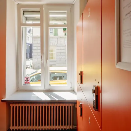 Easyhotel Zuerich City Centre-3